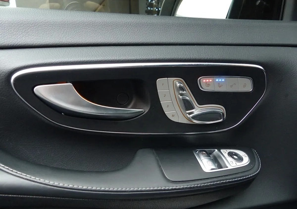 Mercedes-Benz Klasa V cena 369900 przebieg: 96902, rok produkcji 2021 z Tuszyn małe 742